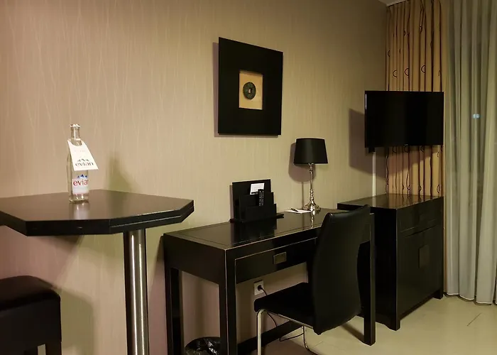 Asahi 4* Düsseldorf