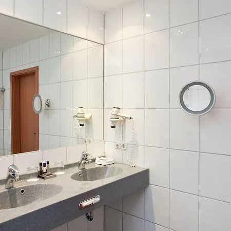 Asahi Hotel 4*