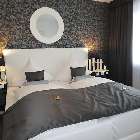 أساهي 4* دوسلدورف