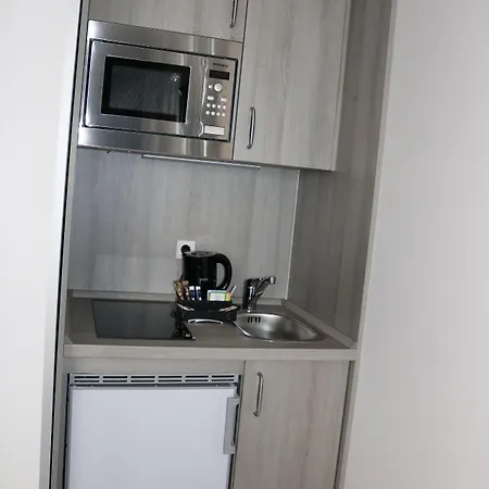 Ξενοδοχείο Asahi 4*